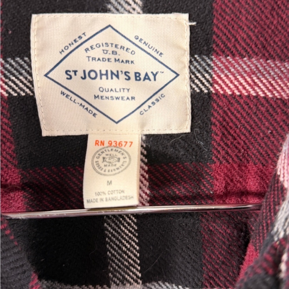 St Johns Bay Mens Plaid Flannel Shirt Red Black Medium - Picture 5 of 6